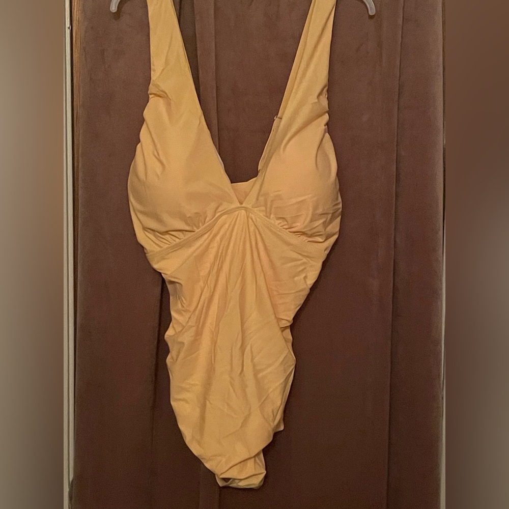 YOU DI AN One Piece Yellow 5X Swimsuit NWT
